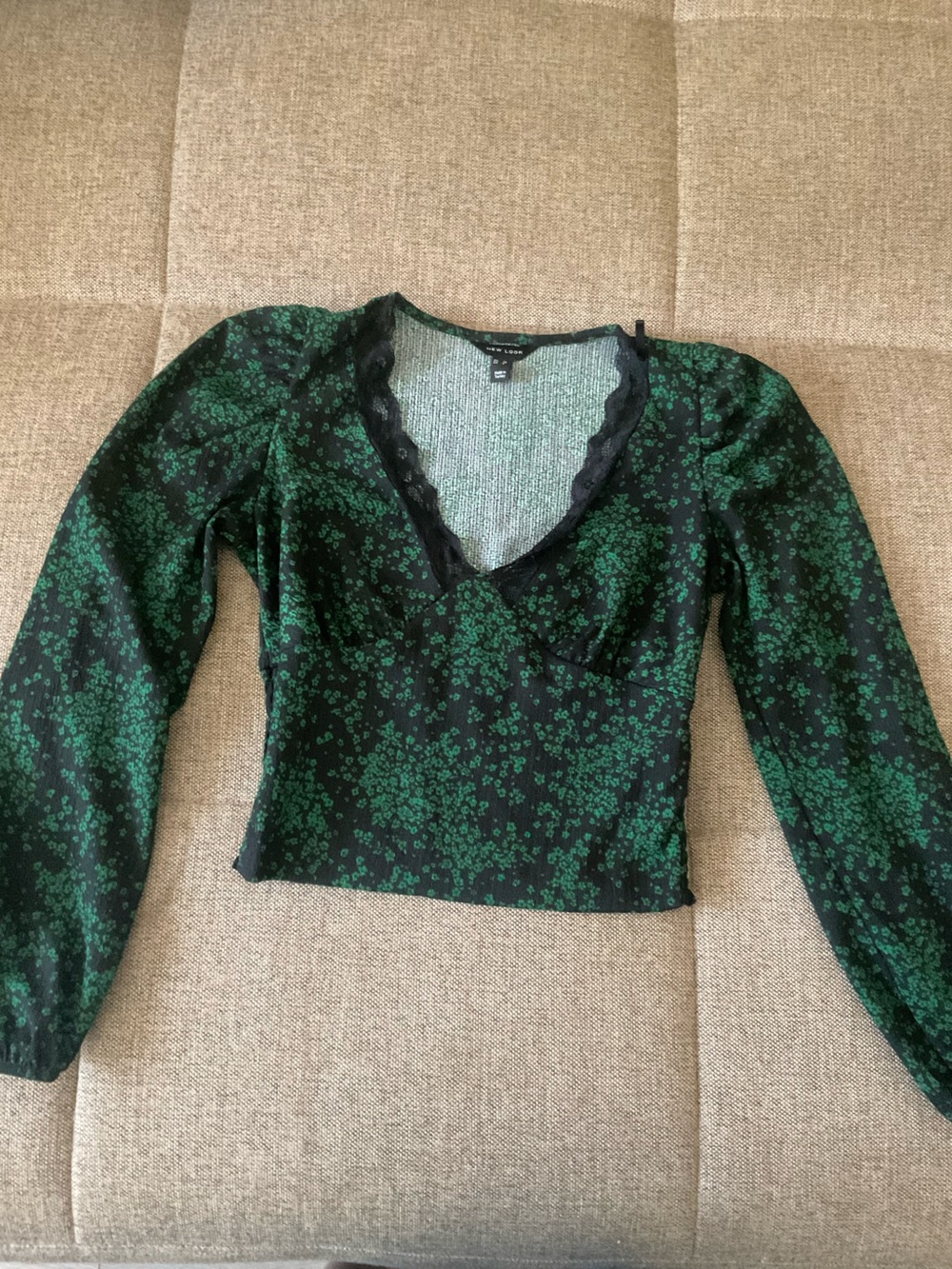New Look Black & Green Floral V-Neck Sweater